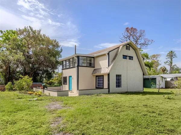 $449,900 | 305 Chauncey Avenue East, Bradenton, FL 34208