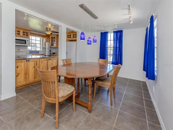 $449,900 | 305 Chauncey Avenue East, Bradenton, FL 34208