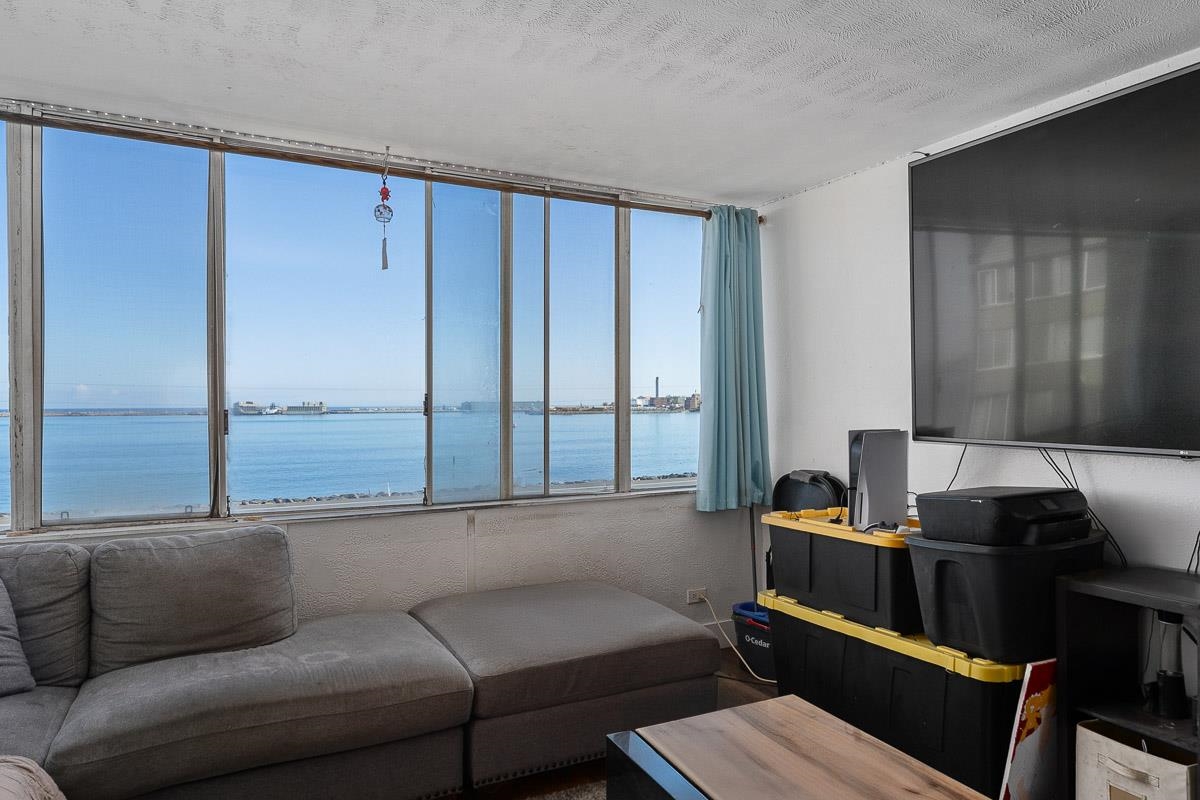 111 Kahului Beach Road, Unit A326 Kahului, HI 96732 - Photo 17 of 43 a living room with furniture and a window