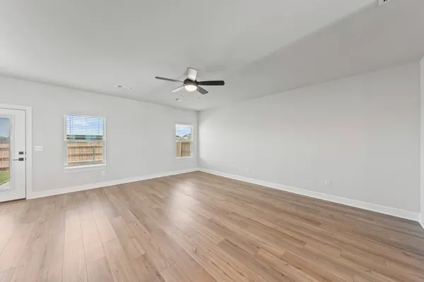$3,025 | 9509 Demure Drive, Unit 5, Manor, TX 78653
