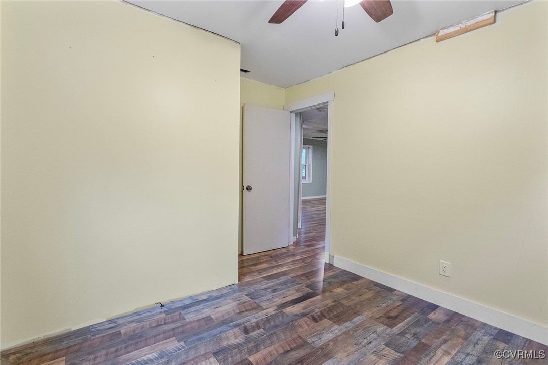 16447 Bullfield Road Doswell, VA 23047 - Photo 15 of 23 Bedroom 2 with ceiling fan