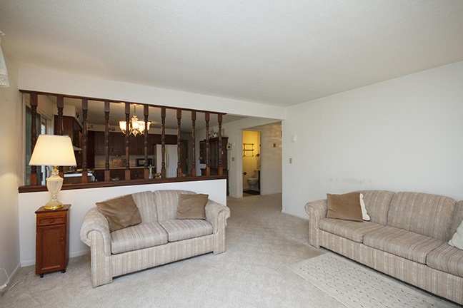 4416 Knoll Road Fort Wayne, IN 46809 - Photo 3 of 22