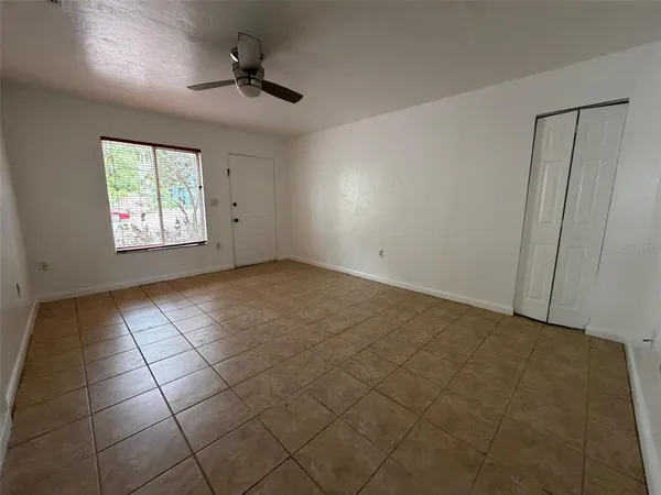 $1,400 | 1048 Southwest 6th Drive, Unit B, Gainesville, FL 32601