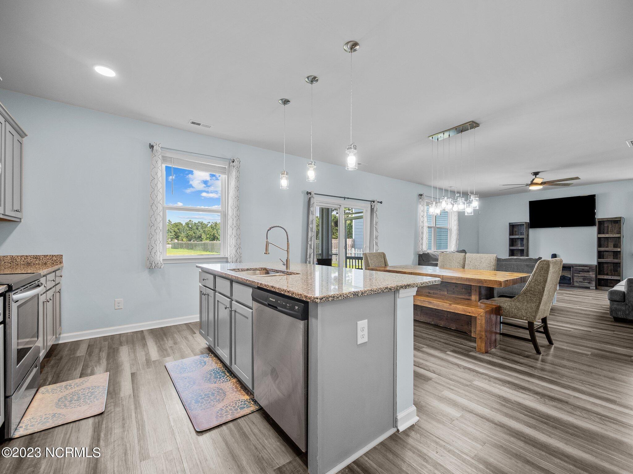 679 Morris Landing Road Holly Ridge, NC 28445 - Photo 15 of 49 30-web-or-mls-M1B11672