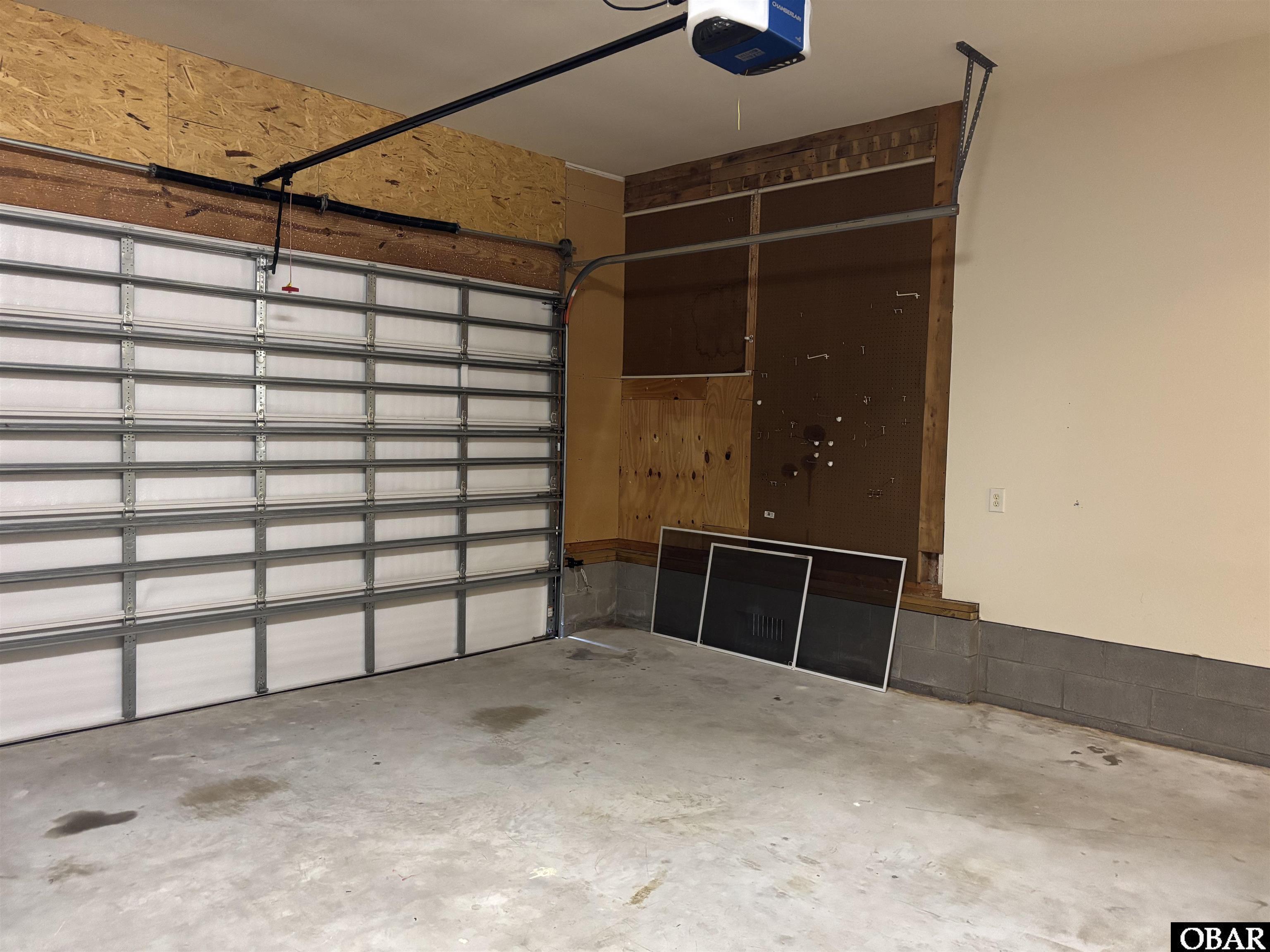 718 George Howe Street Manteo, NC 27954 - Photo 24 of 28 Garage