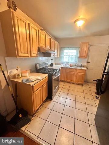 $200,000 | 704 McClellan Street, Philadelphia, PA 19148