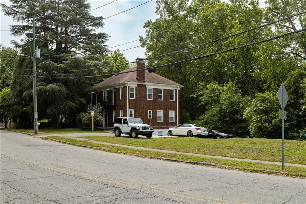 1351 Oxford Road Northeast Atlanta, GA 30307 - Photo 4 of 20
