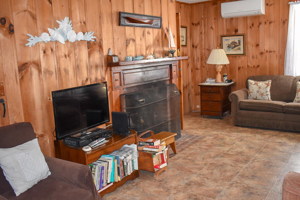 128 Captain Chase Road Dennis Port, MA 02639 - Photo 3 of 16 DSC_0233