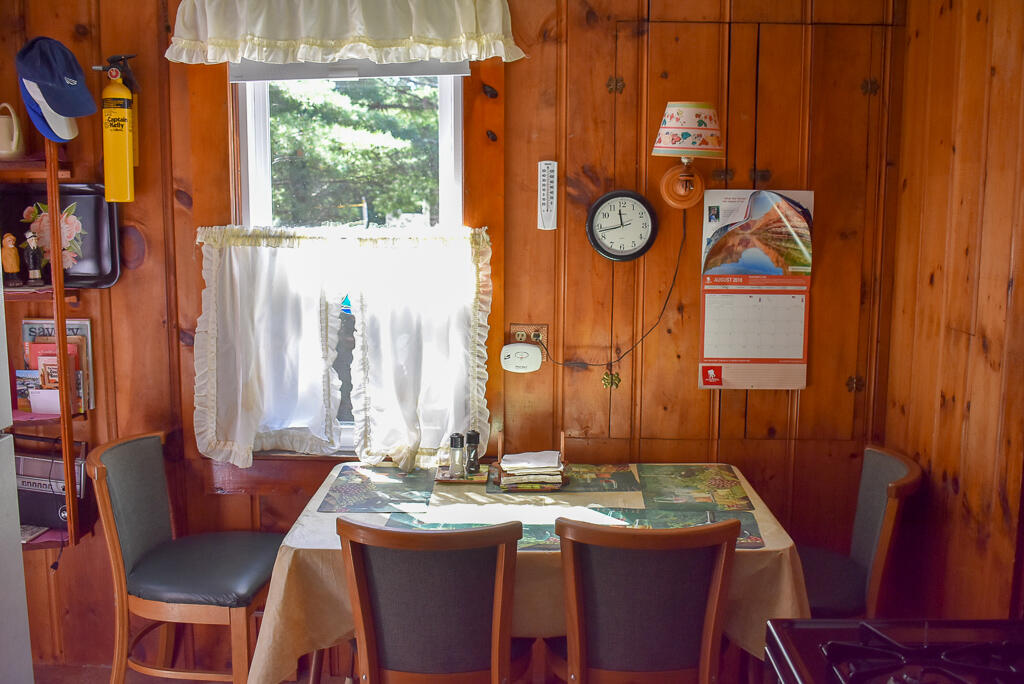 128 Captain Chase Road Dennis Port, MA 02639 - Photo 5 of 16 DSC_0234