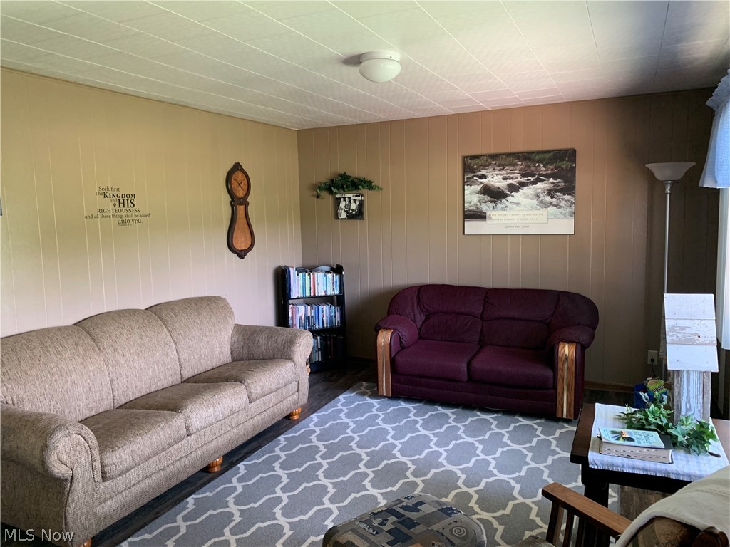 10081 Trail Bottom Road Northwest Dundee, OH 44624 - Photo 5 of 20 Gallery Image 5