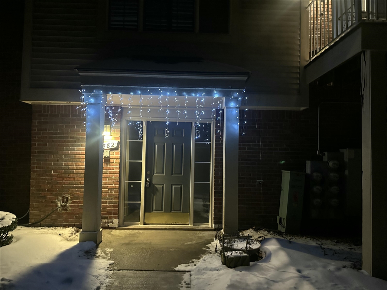1882 Flagstone Circle, Unit BLDG: 8 Rochester, MI 48307 - Photo 4 of 52