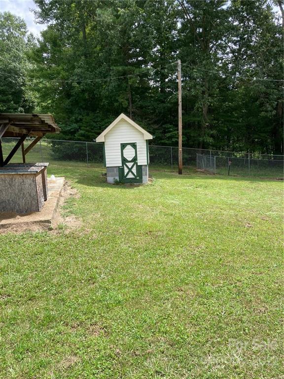 2885 High Rock Road Boomer, NC 28606 - Photo 12 of 14 Gallery Image 12