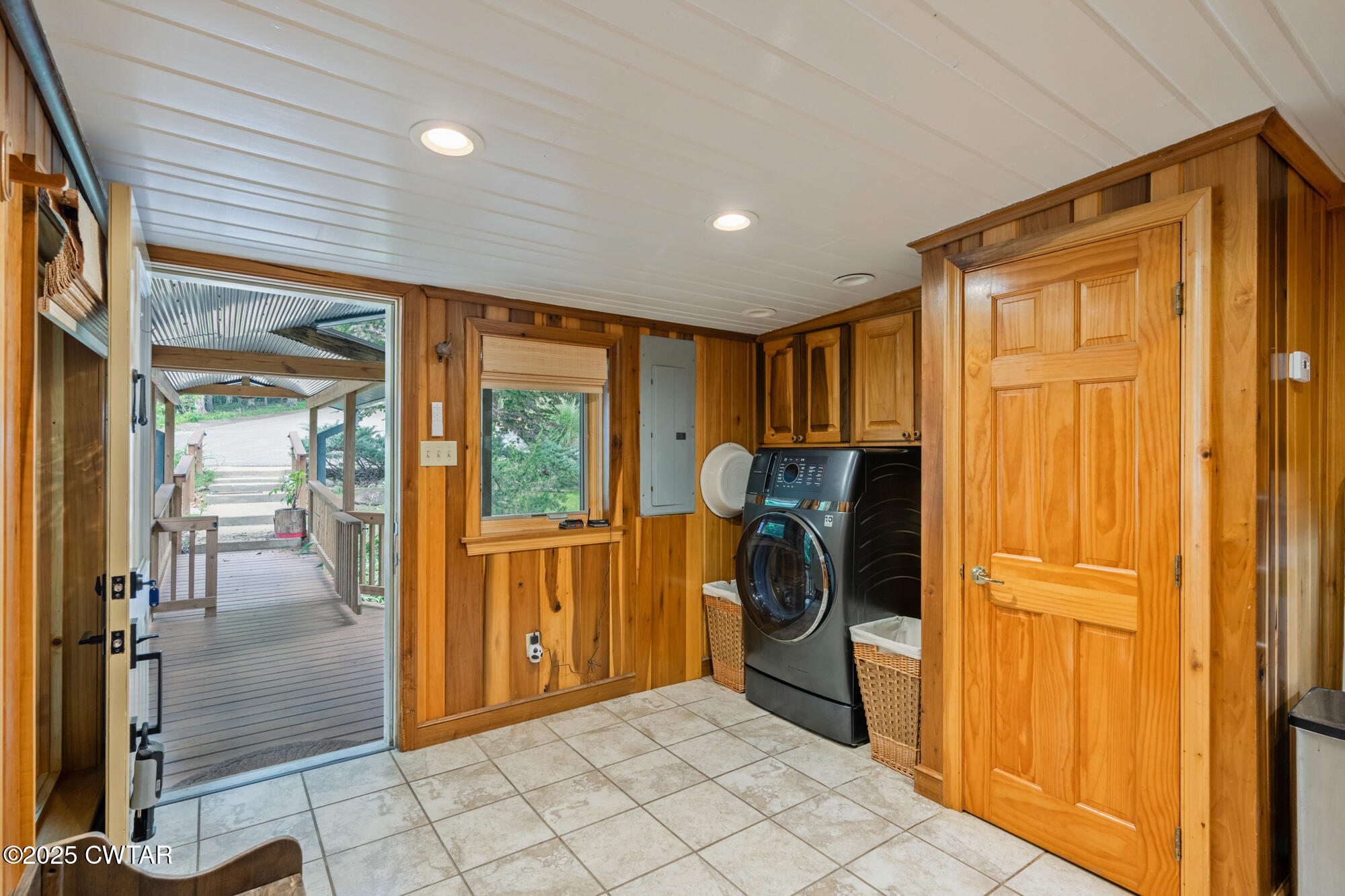 973 Old Lavinia Road Cedar Grove, TN 38321 - Photo 50 of 51 a view of a hallway with bathroom