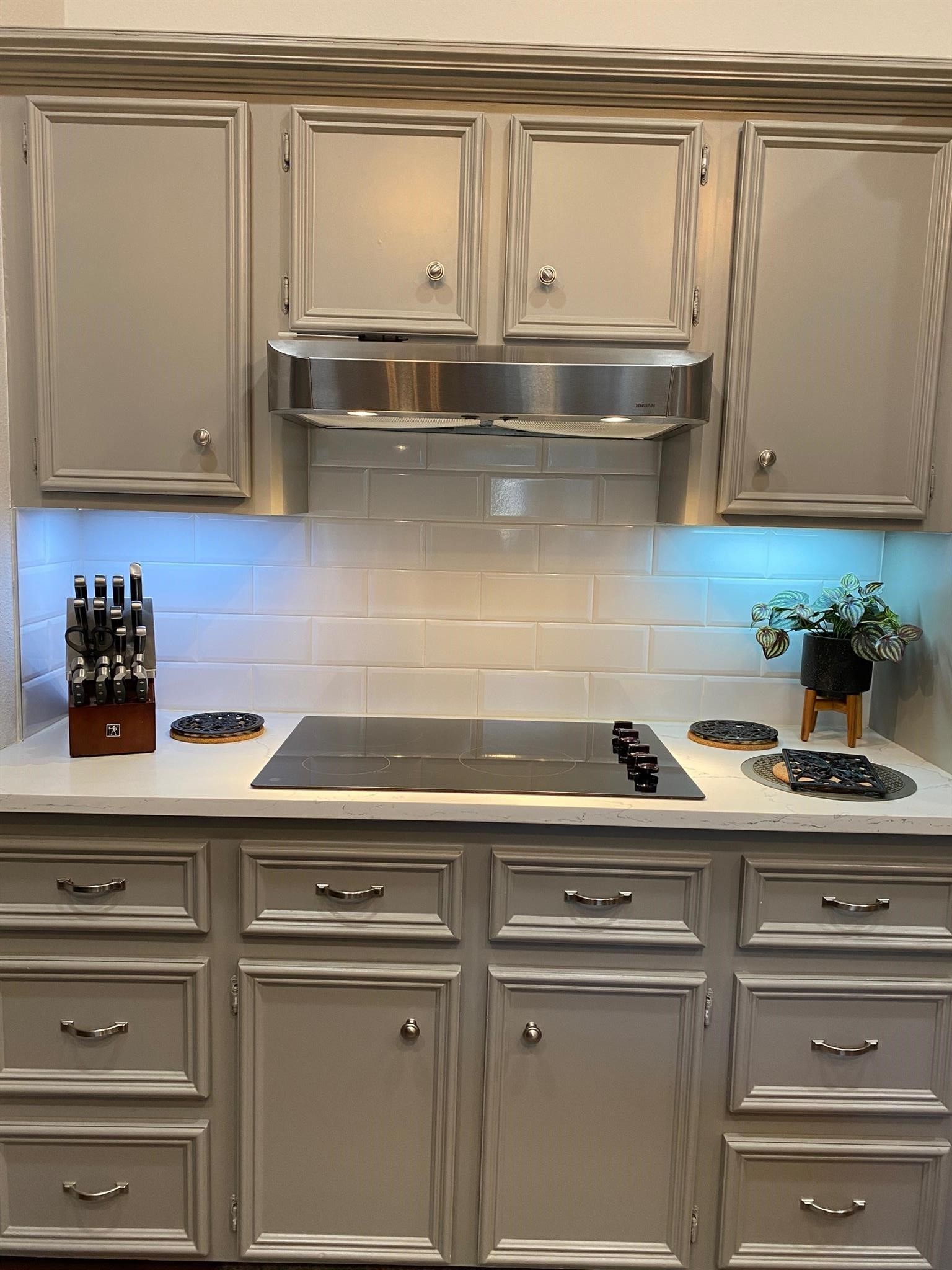 77 Panorama Drive Conroe, TX 77304 - Photo 23 of 49 a kitchen with a sink and cabinets