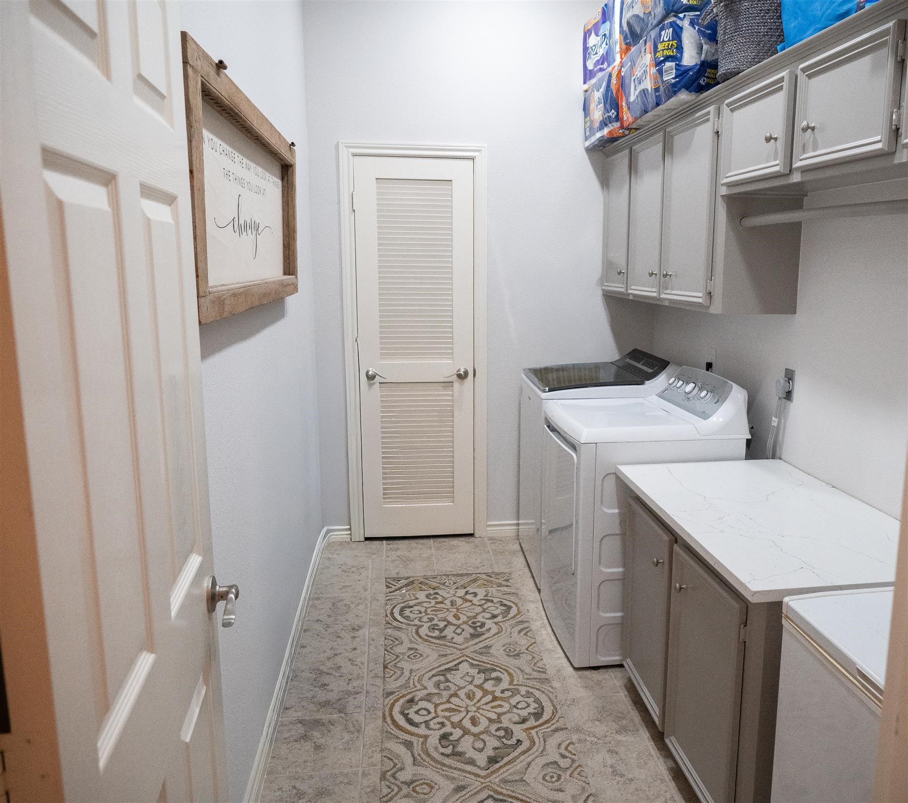 77 Panorama Drive Conroe, TX 77304 - Photo 24 of 49 a bathroom with a sink and a mirror