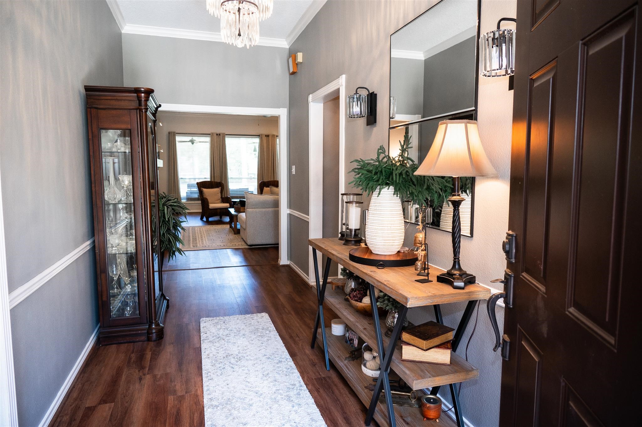 77 Panorama Drive Conroe, TX 77304 - Photo 9 of 49 a view of a livingroom with furniture and window