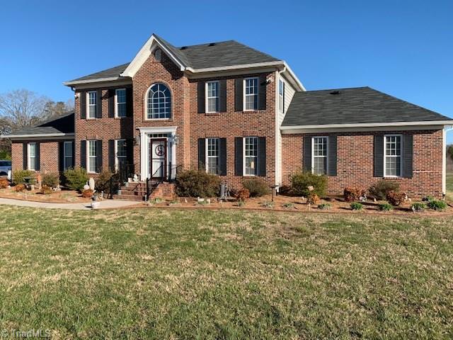 2160 Sheffield Road Harmony, NC 28634 - Photo 2 of 28 Gallery Image 2