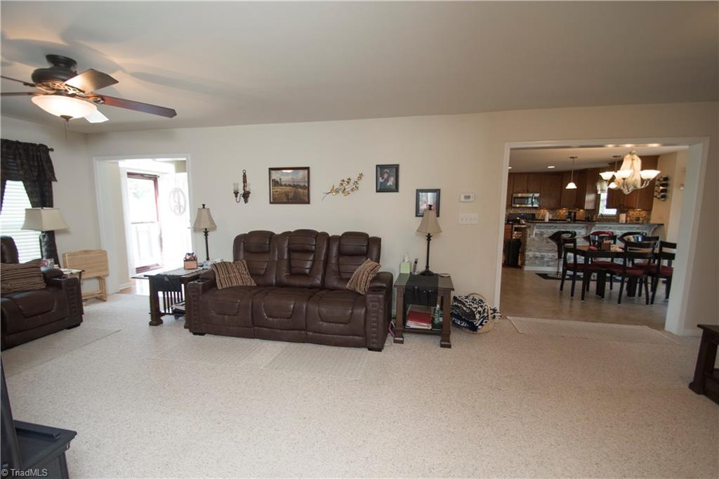 2160 Sheffield Road Harmony, NC 28634 - Photo 15 of 28 Gallery Image 15