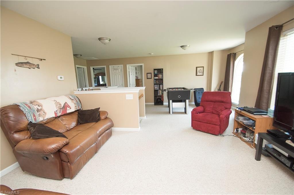 2160 Sheffield Road Harmony, NC 28634 - Photo 17 of 28 Gallery Image 17