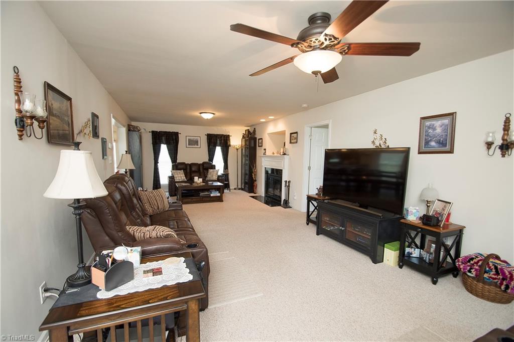 2160 Sheffield Road Harmony, NC 28634 - Photo 19 of 28 Gallery Image 19
