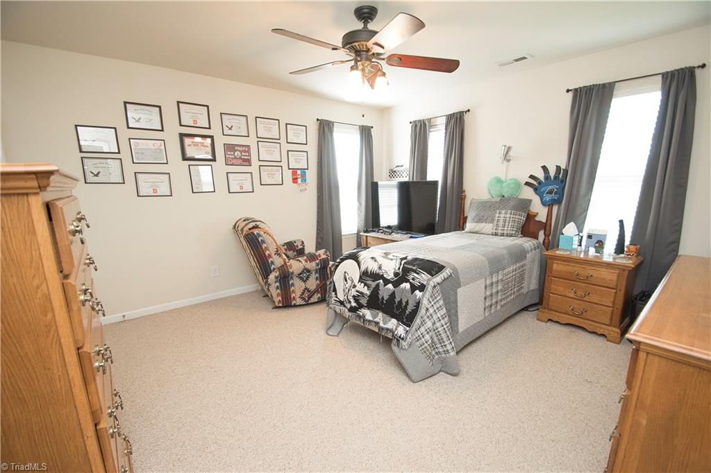 2160 Sheffield Road Harmony, NC 28634 - Photo 26 of 28 Gallery Image 26