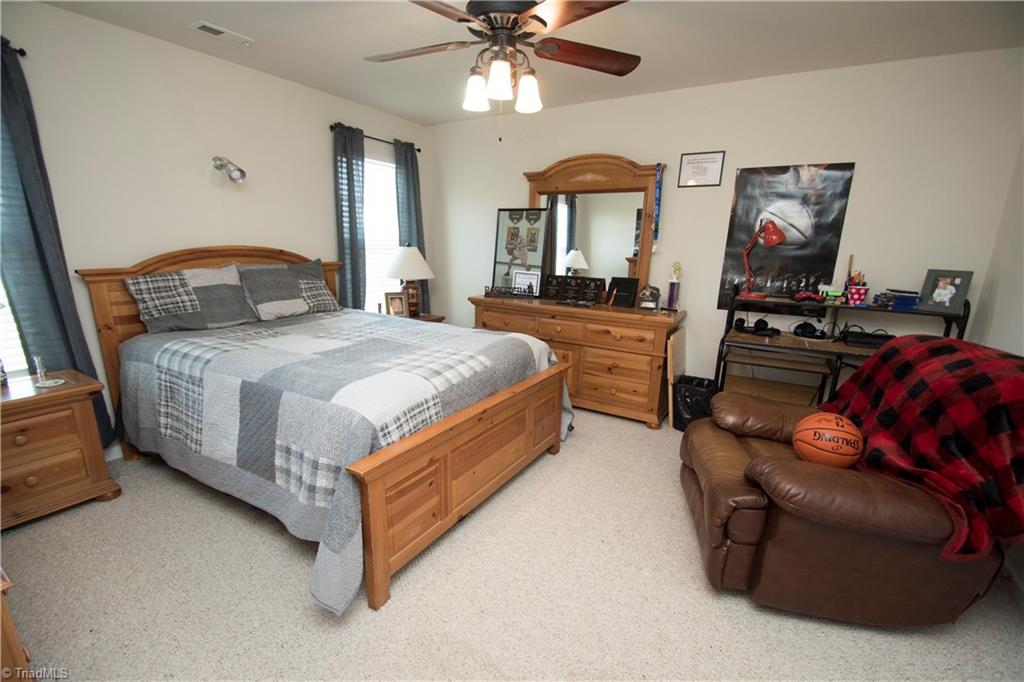 2160 Sheffield Road Harmony, NC 28634 - Photo 27 of 28 Gallery Image 27