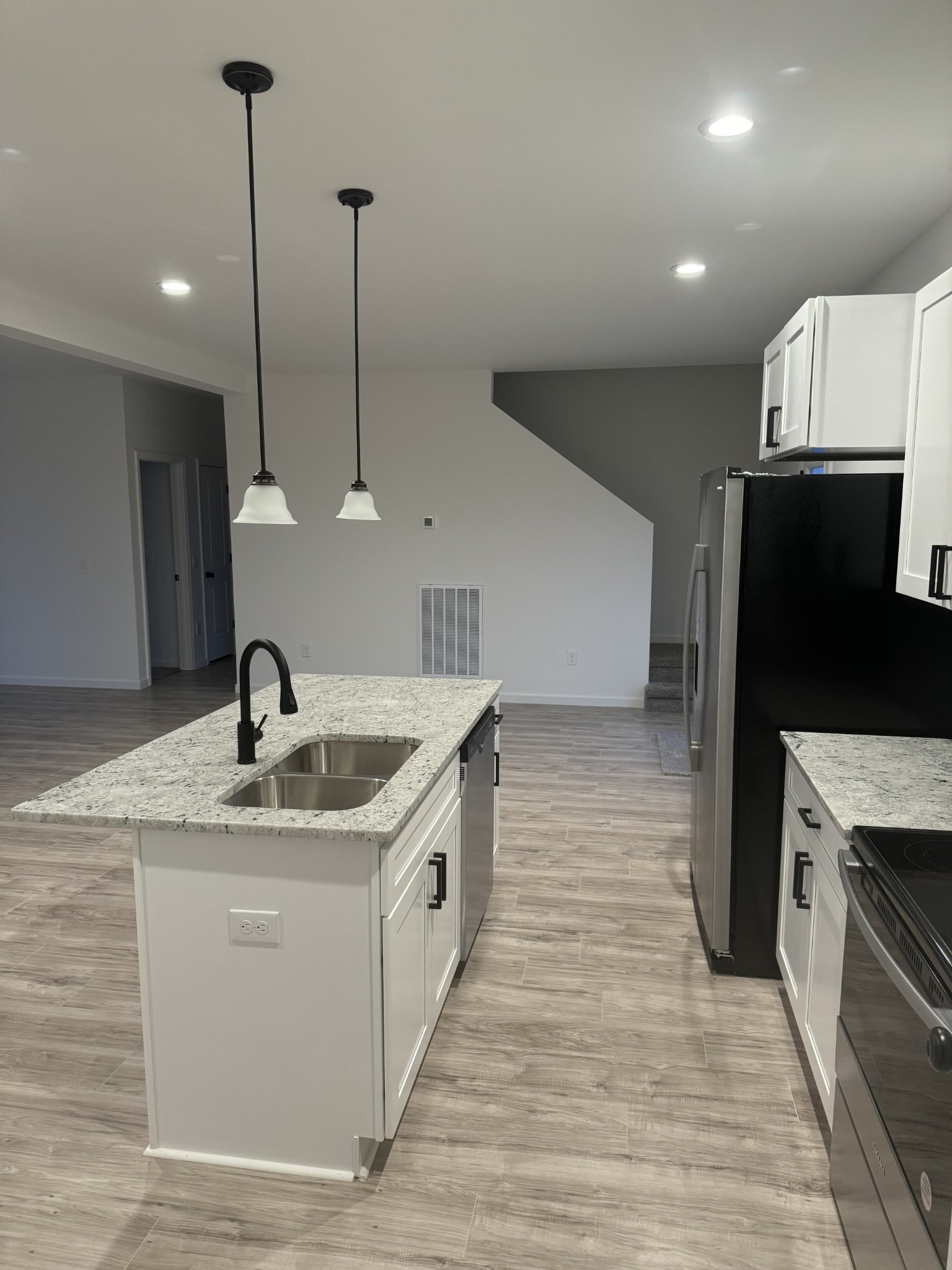 2104 Laws Hill Road Lewisburg, TN 37091 - Photo 2 of 10 Gallery Image 2
