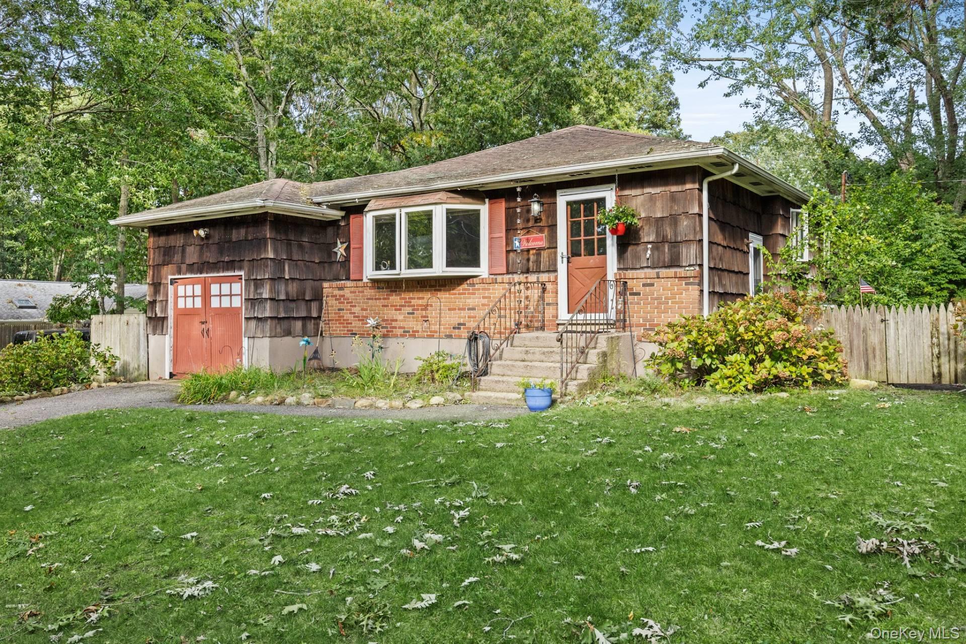 2 Easterly Road Hampton Bays, NY 11946 - Photo 2 of 24 Gallery Image 2