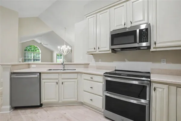 $415,000 | 5264 Stone Village Circle Northwest, Kennesaw, GA 30152