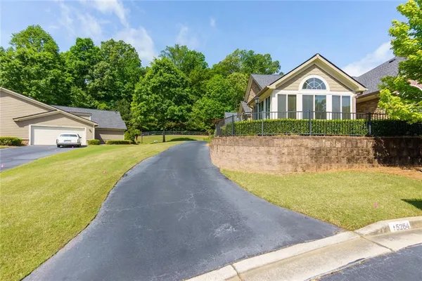 $415,000 | 5264 Stone Village Circle Northwest, Kennesaw, GA 30152