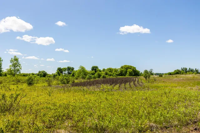 $499,999 | 22376 510th Avenue, Minnesota Lake, MN 56068