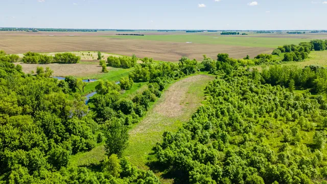 $499,999 | 22376 510th Avenue, Minnesota Lake, MN 56068