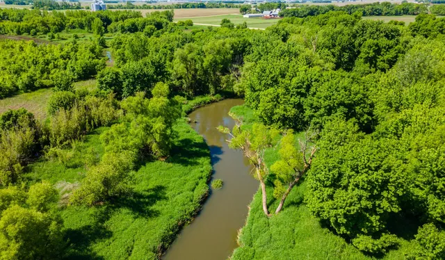 $499,999 | 22376 510th Avenue, Minnesota Lake, MN 56068