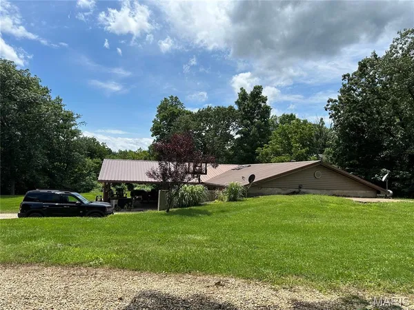$387,500 | 3329 Boettcher Road, Bland, MO 65014