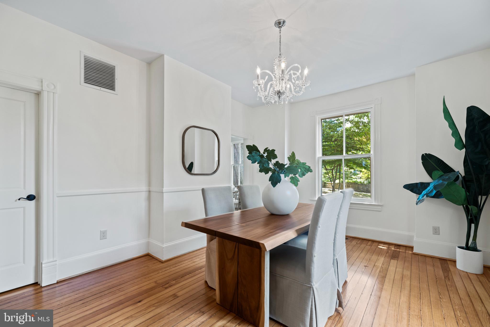7311 Baltimore Avenue Takoma Park, MD 20912 - Photo 10 of 71 Dining Room