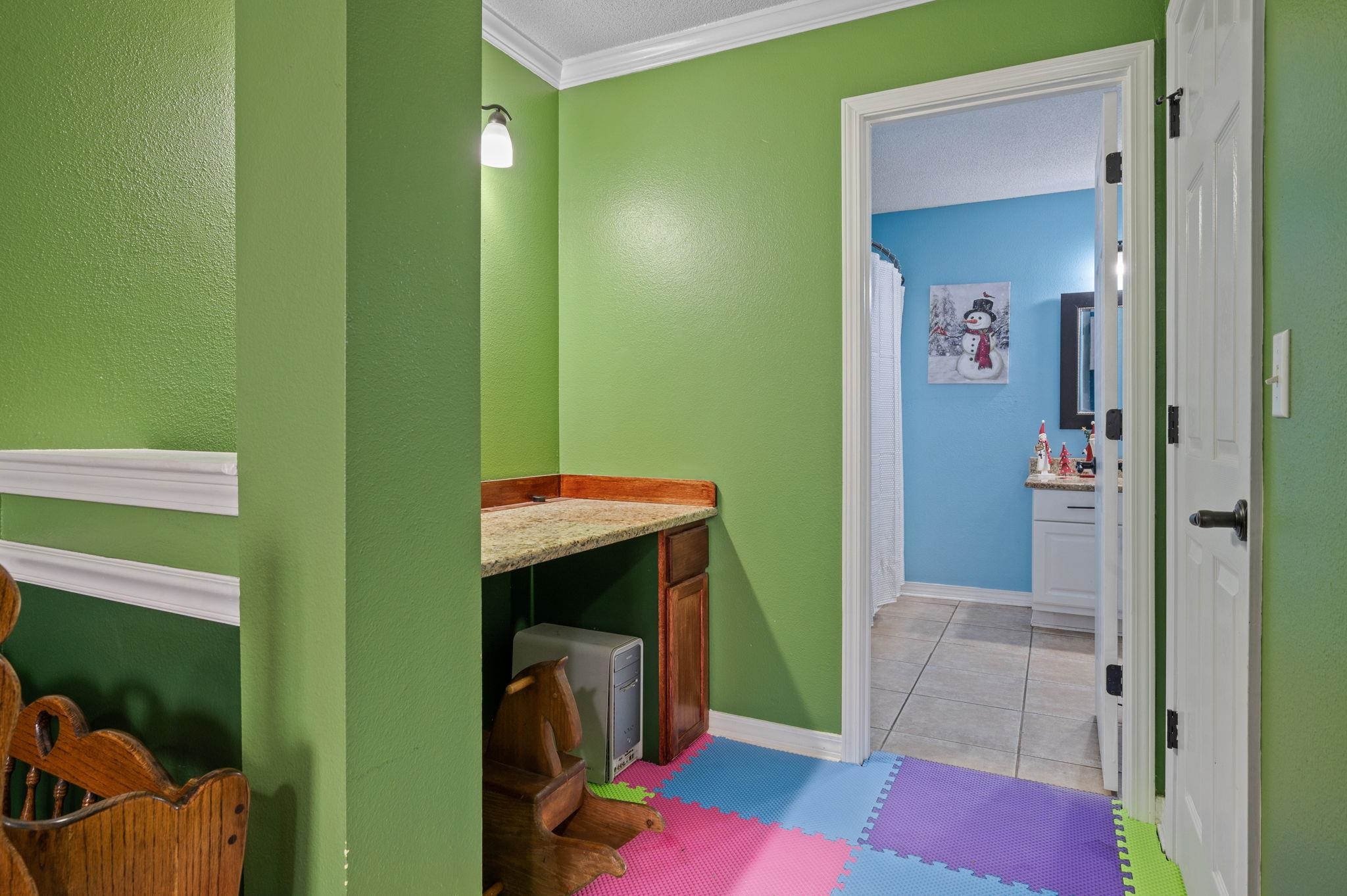 23427 Cornerstone Drive Loxley, AL 36551 - Photo 26 of 50 Separate dressing area