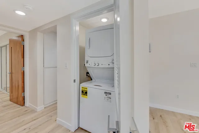 $3,999 | 853 South Bedford Street, Los Angeles, CA 90035