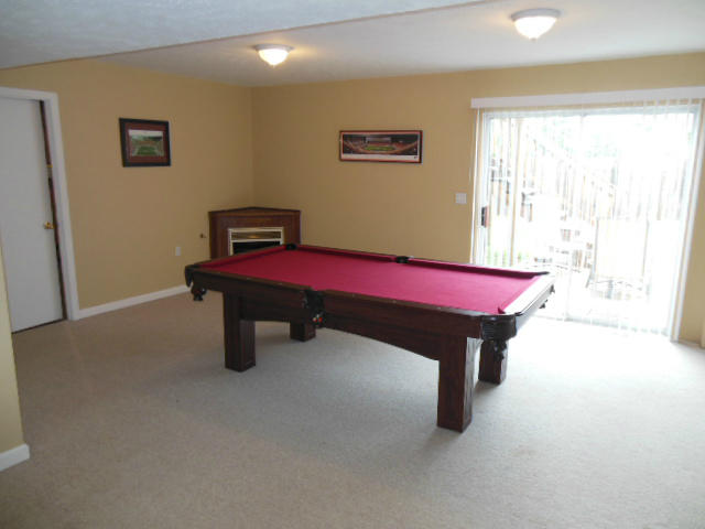 4751 West Westvale Road Northeast Roanoke, VA 24019 - Photo 15 of 25 a room with furniture and window