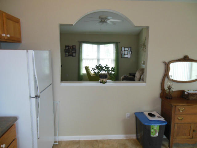 4751 West Westvale Road Northeast Roanoke, VA 24019 - Photo 5 of 25 a view of entryway with kitchen