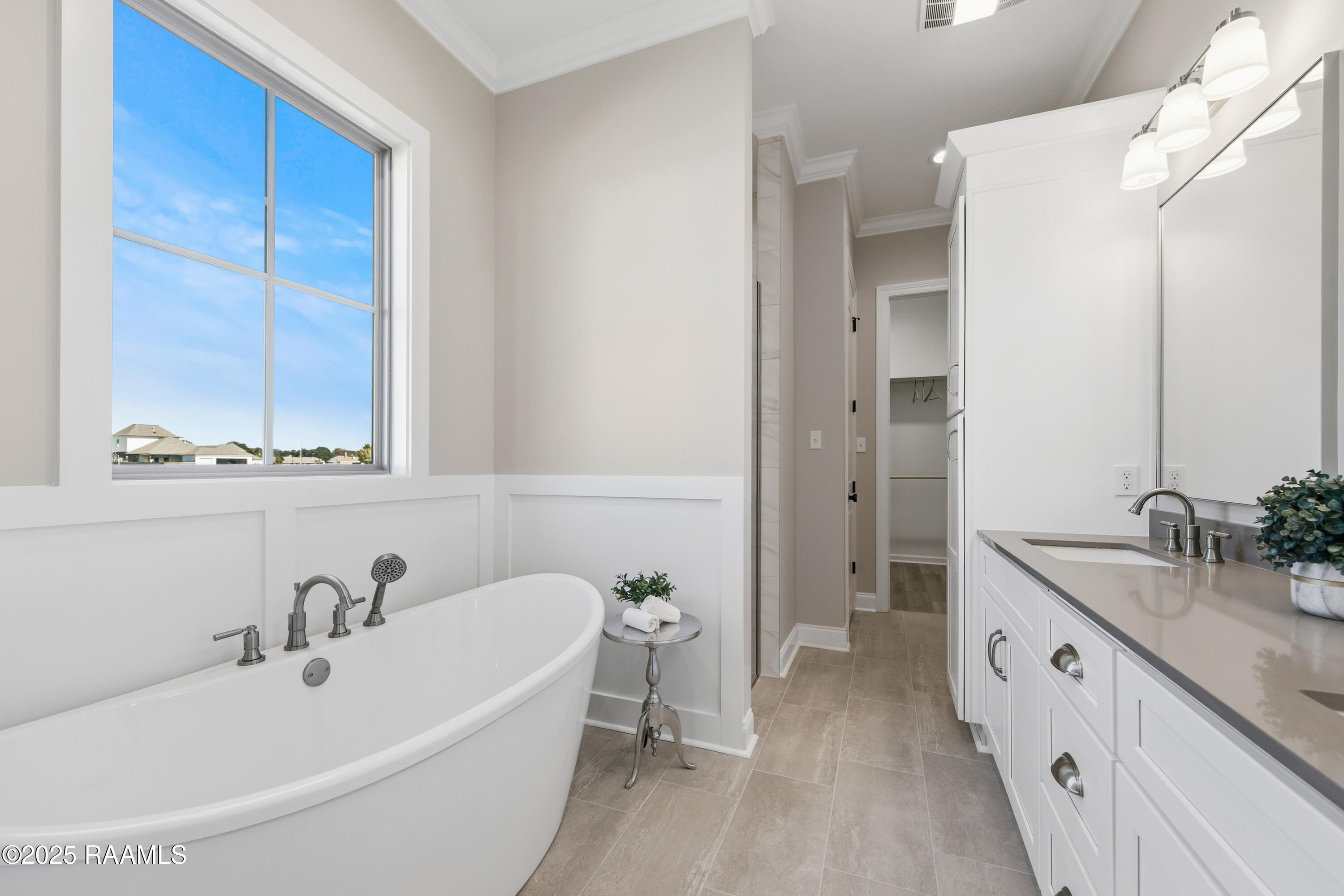 209 Keystone Scott, LA 70583 - Photo 15 of 29 Primary Bathroom