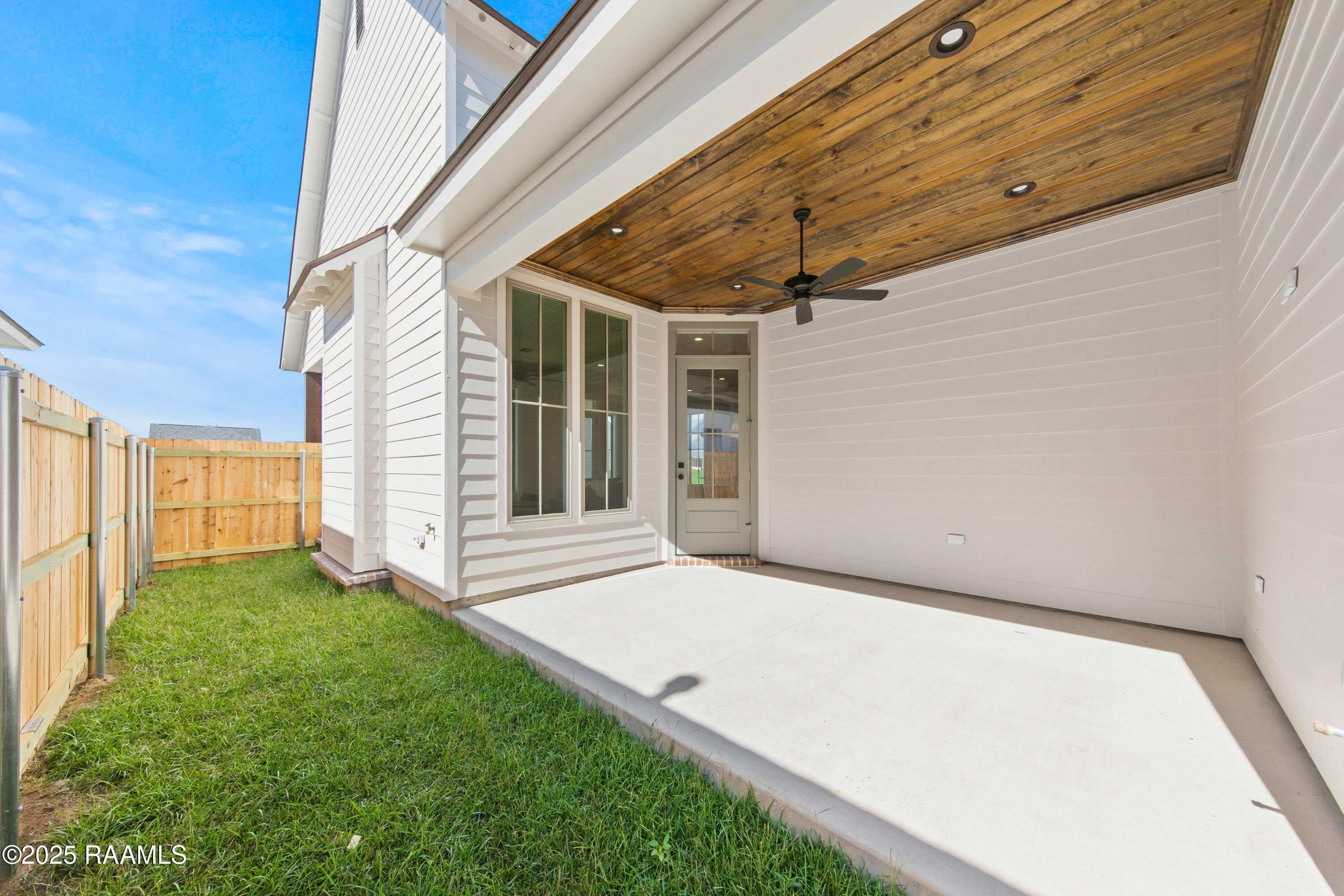 209 Keystone Scott, LA 70583 - Photo 27 of 29 Outdoor Patio
