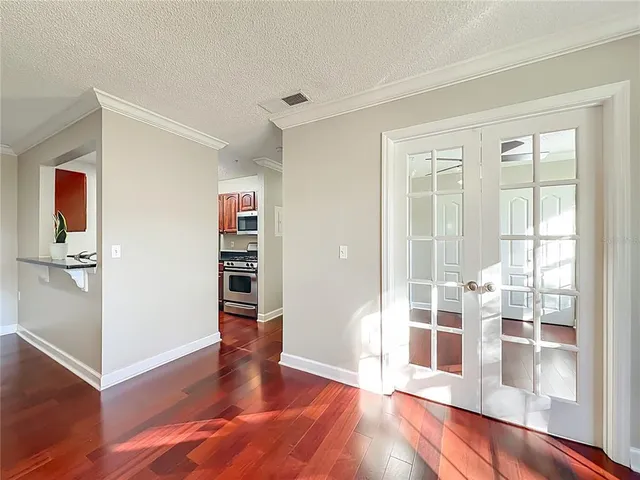 a view of livingroom with hardwood