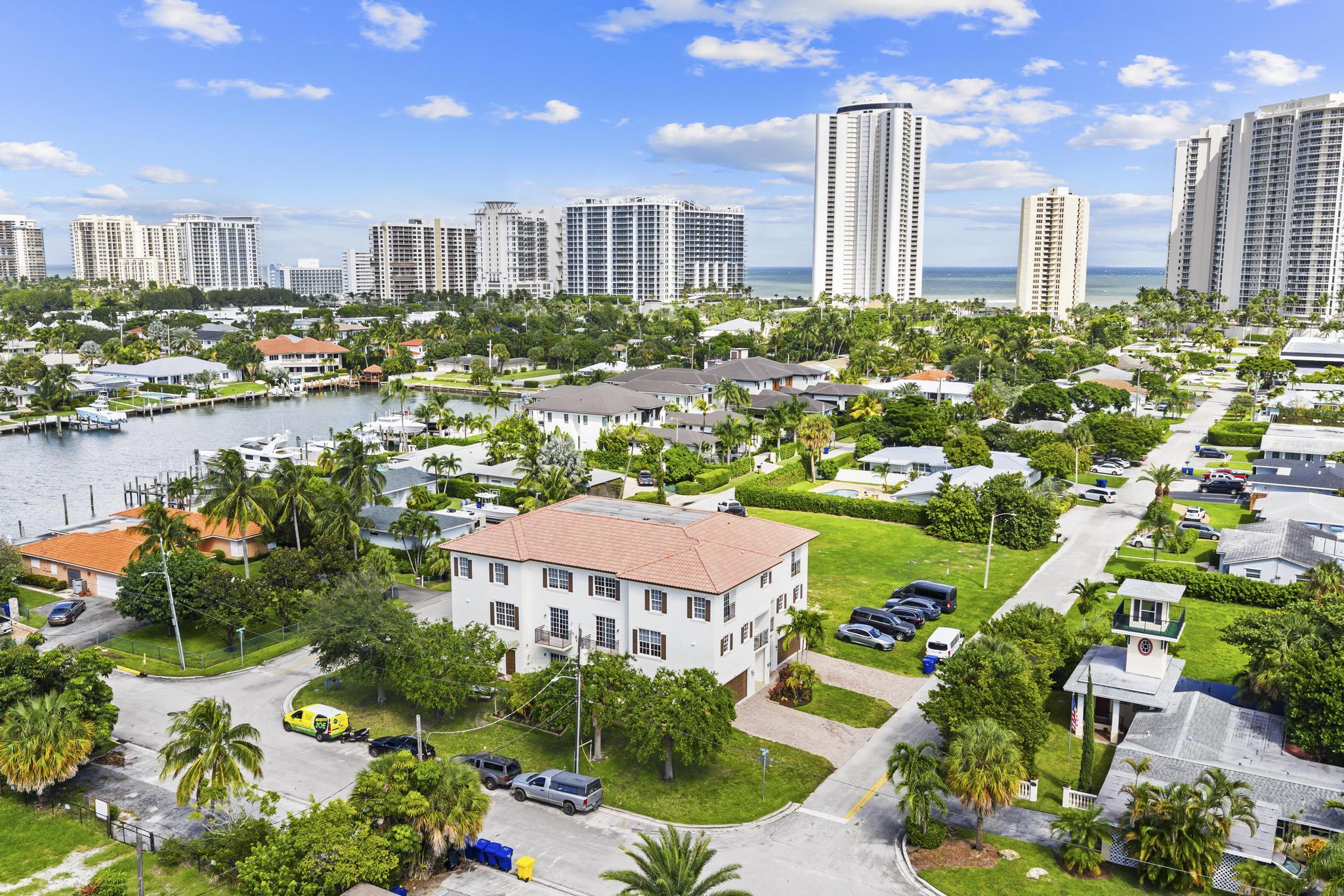 1100 Cabana Road, Unit 14 West Palm Beach, FL 33404 - Photo 35 of 47 DJI_20251007145514_0013_D