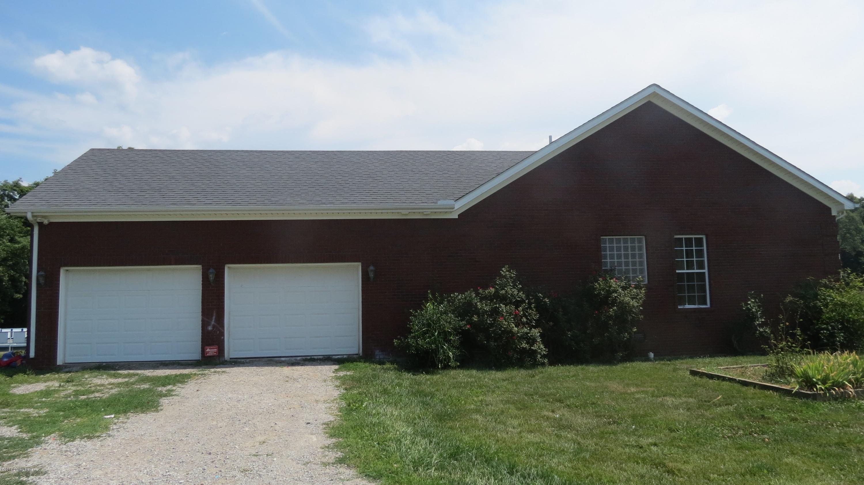 5583 Rabbit Flat Road Caneyville, KY 42721 - Photo 30 of 33 garage side of house