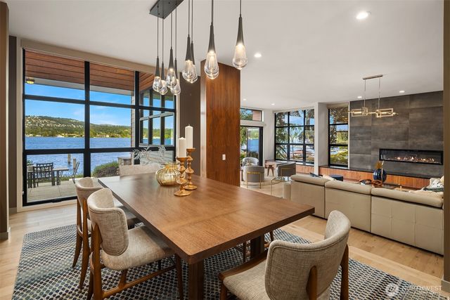 $9,100,000 | 3840 East Mercer Way, Mercer Island, WA 98040
