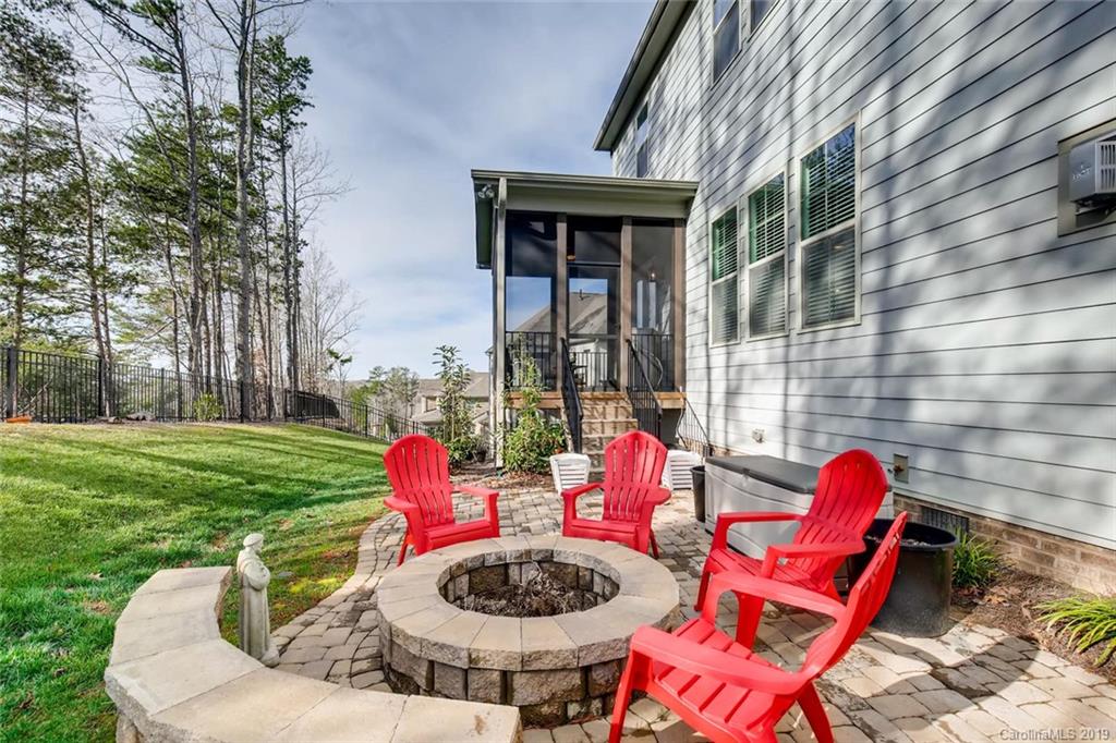 638 Zinnia Way Tega Cay, SC 29708 - Photo 32 of 45 Gallery Image 32