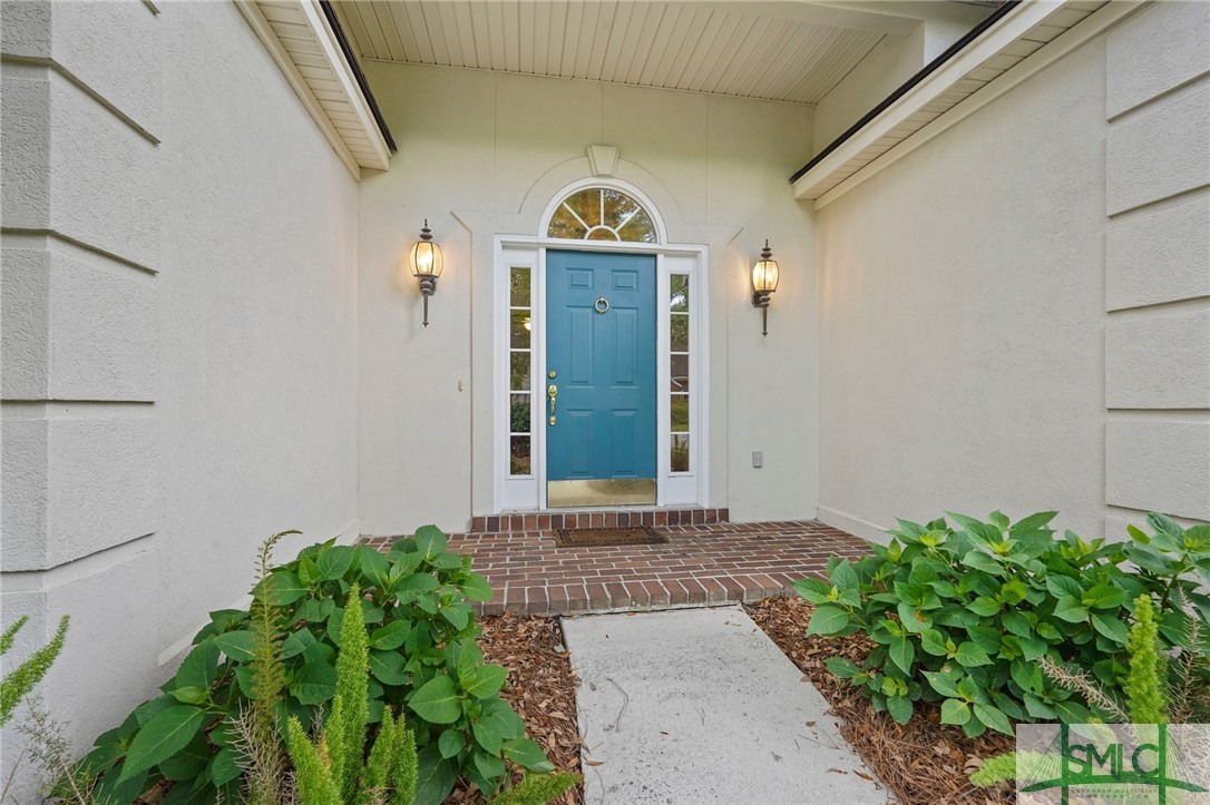 114 Farringdon Circle Savannah, GA 31410 - Photo 2 of 45 Front Porch