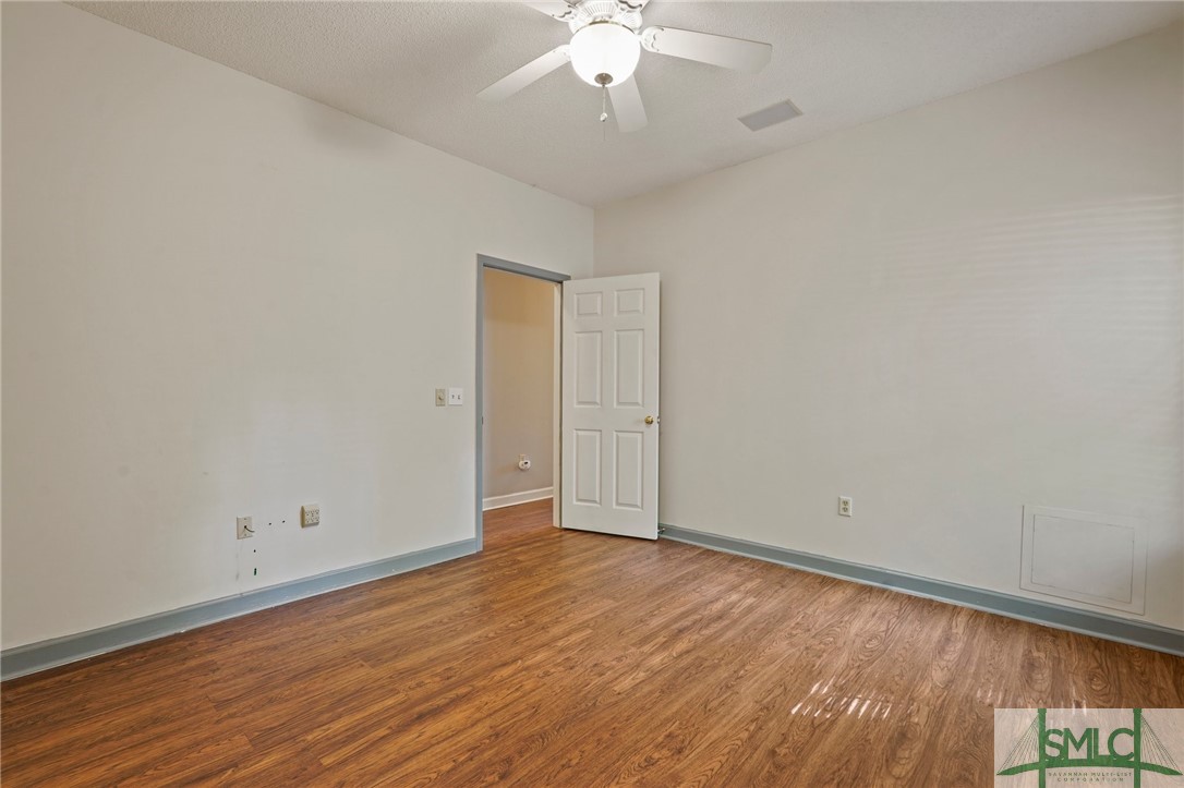 114 Farringdon Circle Savannah, GA 31410 - Photo 26 of 45 Bedroom 2