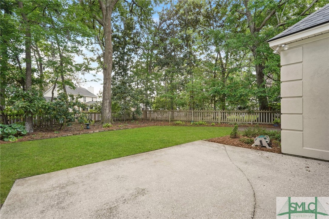 114 Farringdon Circle Savannah, GA 31410 - Photo 35 of 45 Fenced Yard