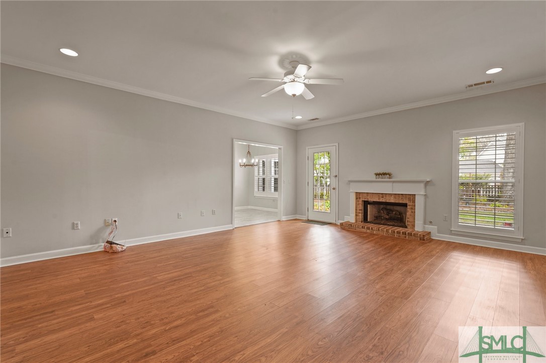 114 Farringdon Circle Savannah, GA 31410 - Photo 6 of 45 Living Room Open to Dine-in Kitchen
